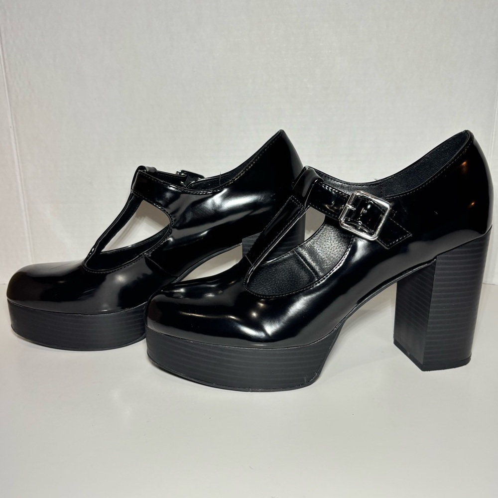 ***SOLD*** Madden Girl G-Sally Mary Janes Chunky Platform Size 9 1/2M Heels